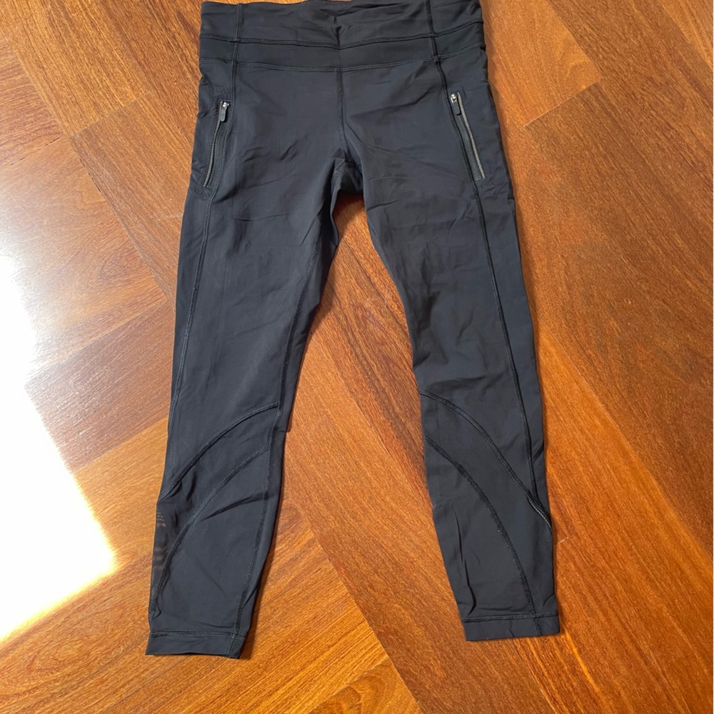 Lululemon black leggings